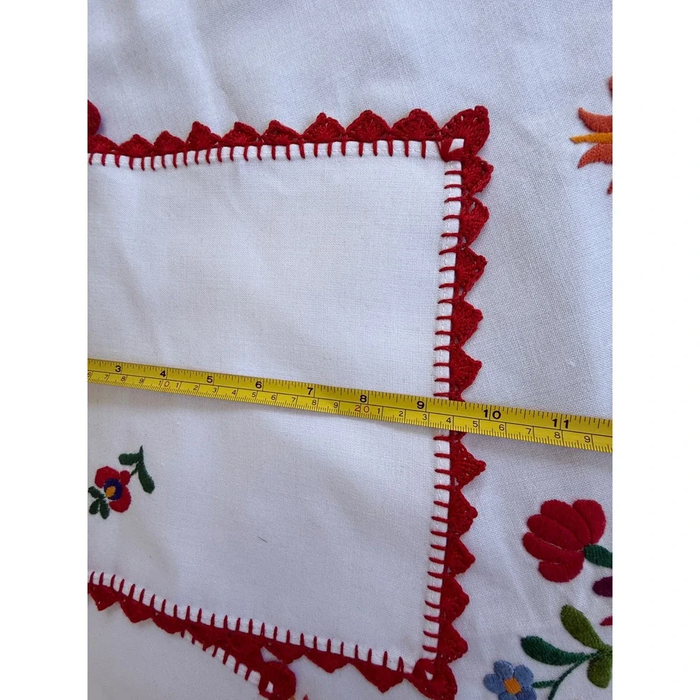 Vintage Hungarian Kalocsa Embroidered Tablecloth and Napkin Set White Floral Red